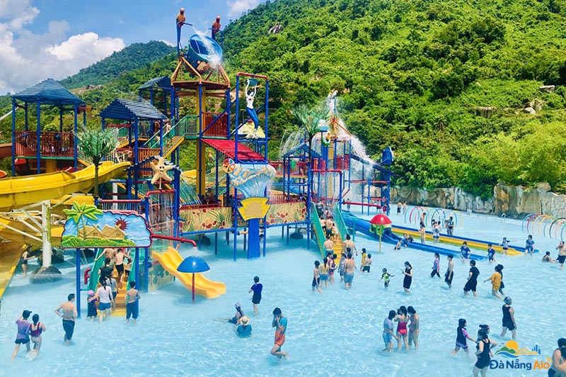 Suối Khoáng Nóng Núi Thần Tài